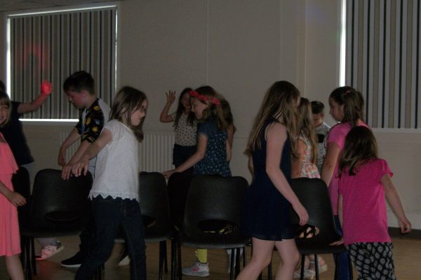 Prom Party DJ Childrens Entertainer Kids Party DJ School Disco DJ Kids Disco Hire